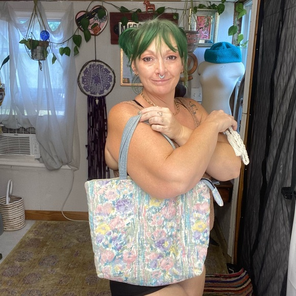 Vintage 90s Pastel Floral Quilted Denim Handle Cottagecore should bag Purse - Picture 5 of 15